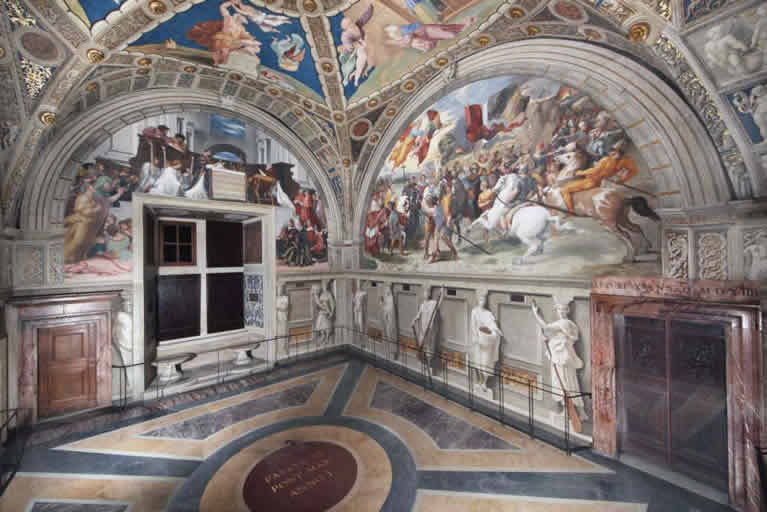 La Chambre d’Héliodore peinte par Raphaël dans les Musées du Vatican