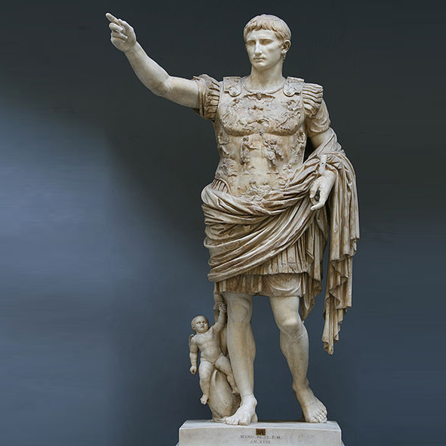 Une statue d'Auguste dans le Musée Chiaramonti à Rome